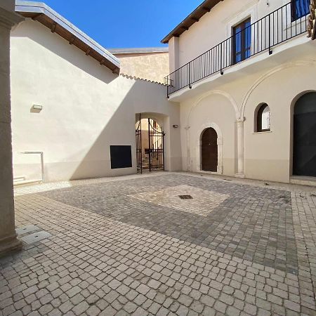 Apartmán Dimora Degli Angeli LʼAquila Exteriér fotografie