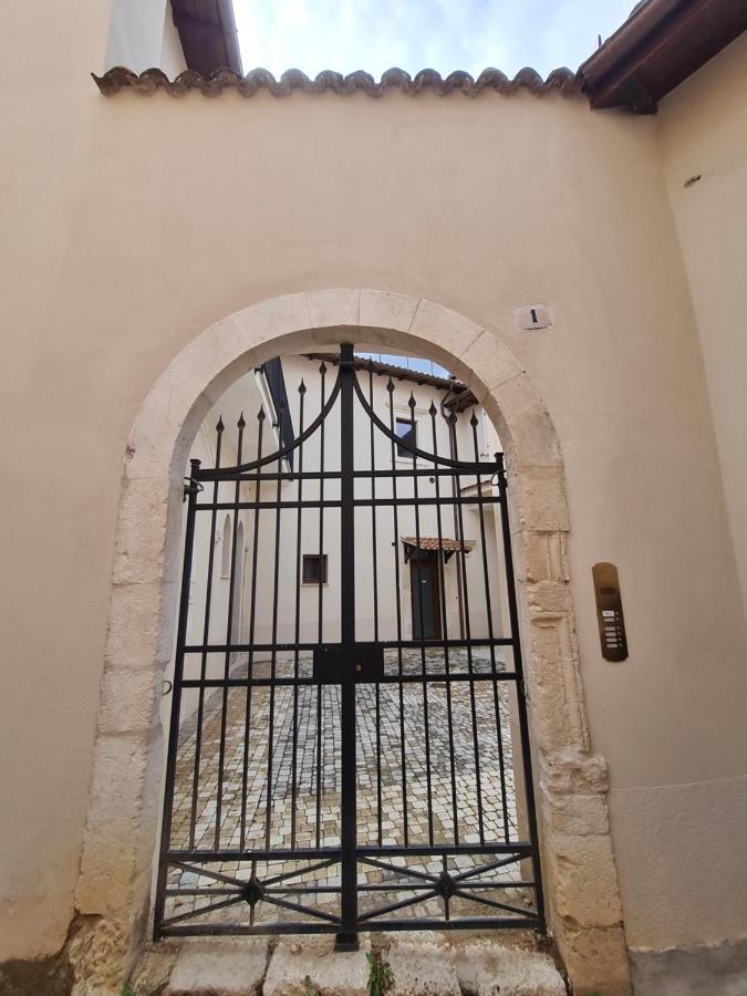 Apartmán Dimora Degli Angeli LʼAquila Exteriér fotografie