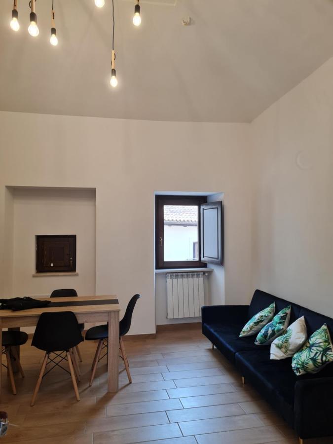 Apartmán Dimora Degli Angeli LʼAquila Exteriér fotografie